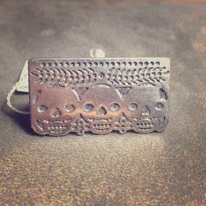 COPY - Double Ring Skulls